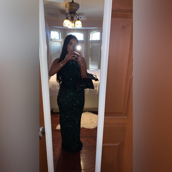 FASHION NOVA DRESS - Picture 5 of 5